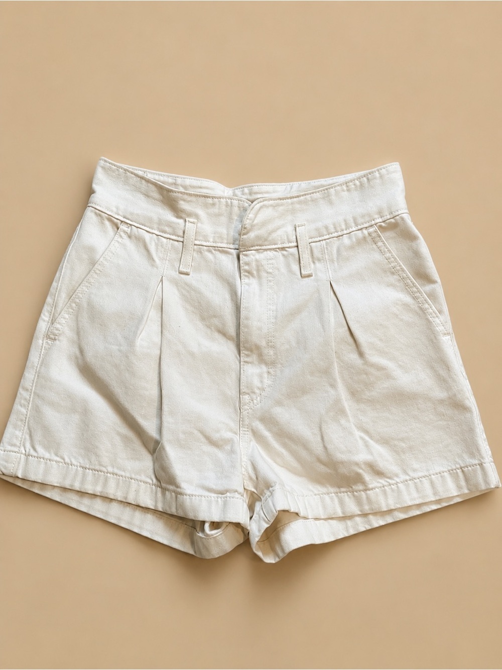 Levi’s High Rise Paperbag Pleated Denim Shorts Off White 100% Cotton Women’s 30